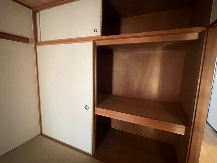 物件内観写真12　(収納)