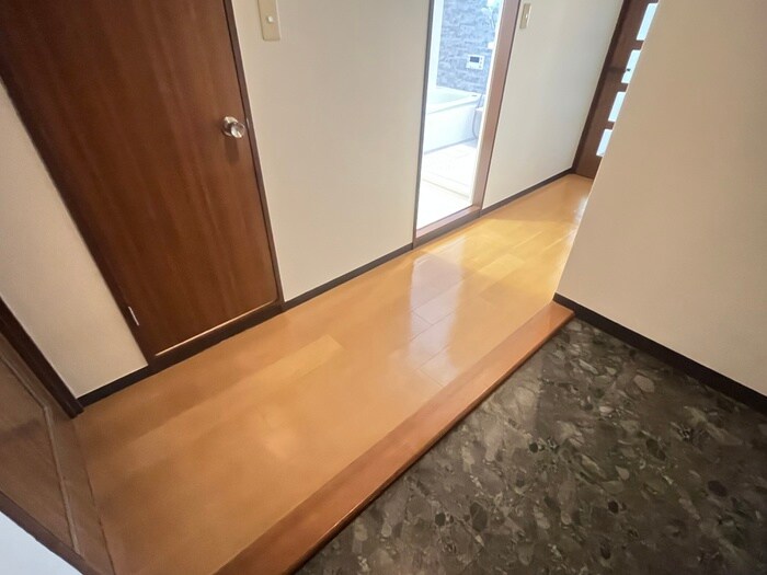 物件内観写真19　(廊下)