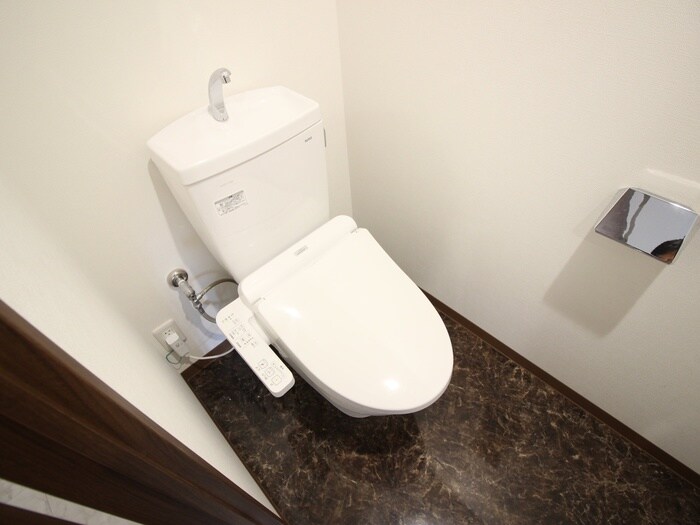 物件内観写真14　(トイレ)