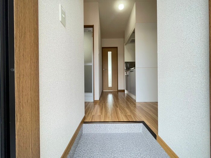 物件内観写真20　(玄関)