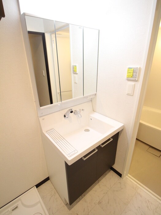 物件内観写真9　(洗面)