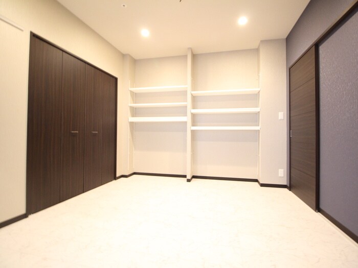 物件内観写真13　(居室)