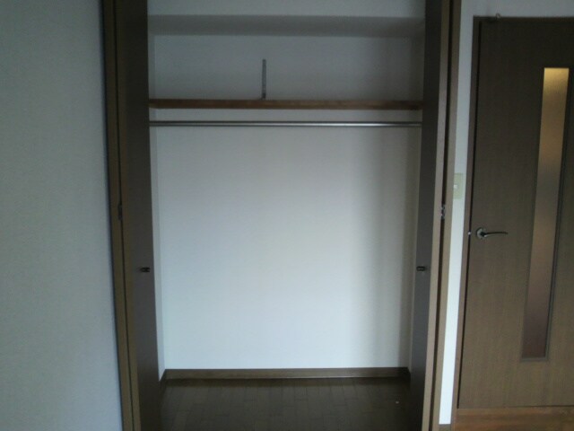 物件内観写真8　(収納)