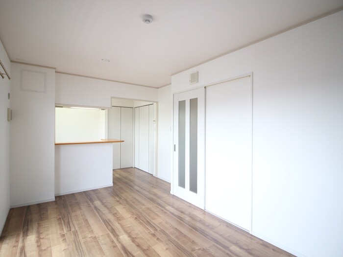 物件内観写真8　(居室)