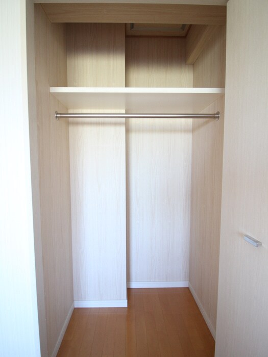 物件内観写真18　(収納)