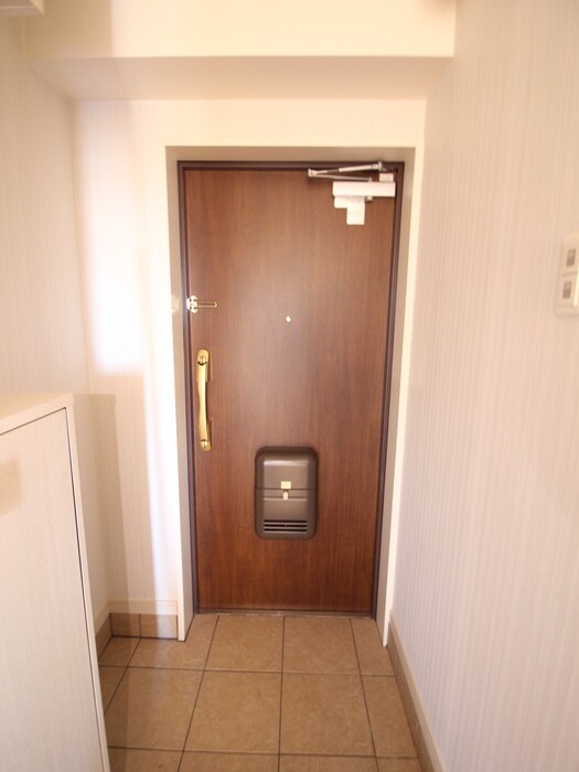 物件内観写真21　(玄関)