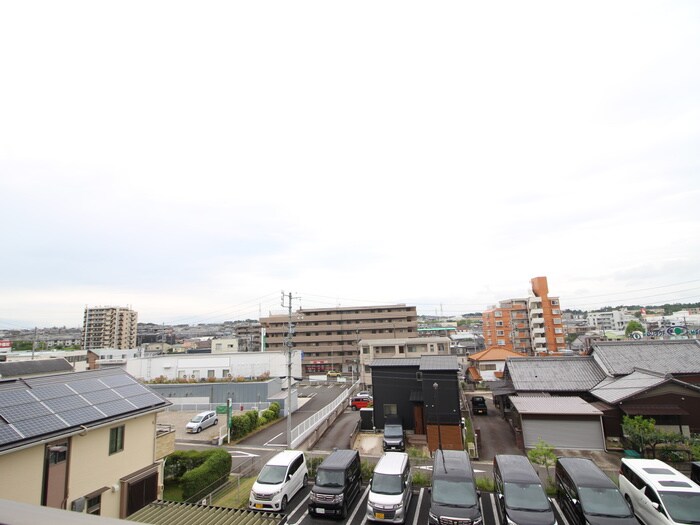 物件内観写真22　(室内からの展望)