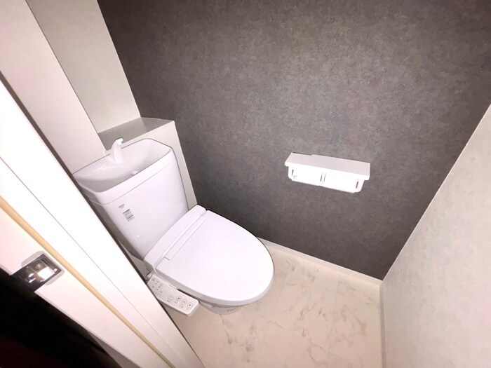 物件内観写真15　(トイレ)