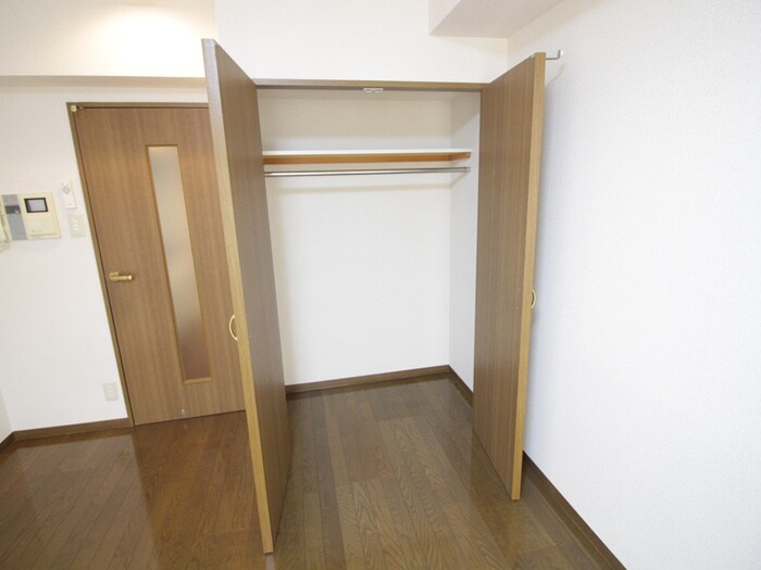 物件内観写真18　(収納)