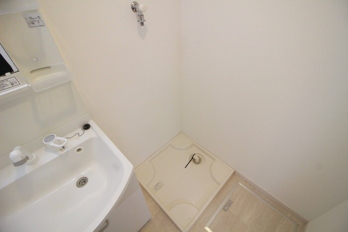 物件内観写真11　(洗濯機置場)