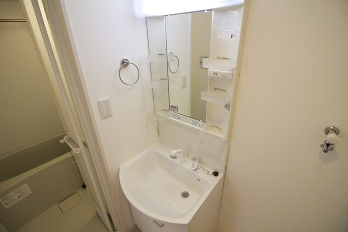 物件内観写真12　(洗面)