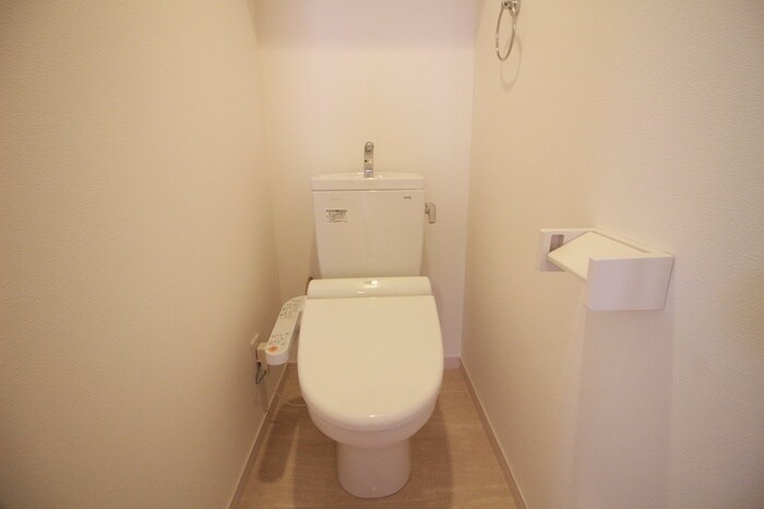 物件内観写真13　(トイレ)