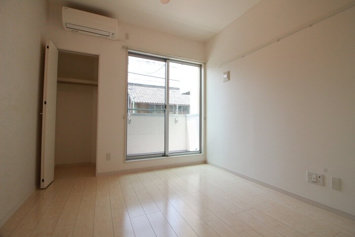 物件内観写真15　(居室)