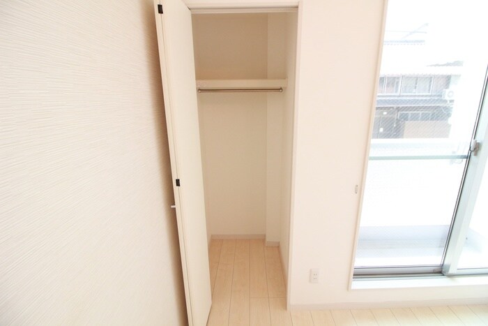 物件内観写真16　(収納)