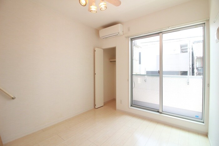 物件内観写真19　(室内からの展望)