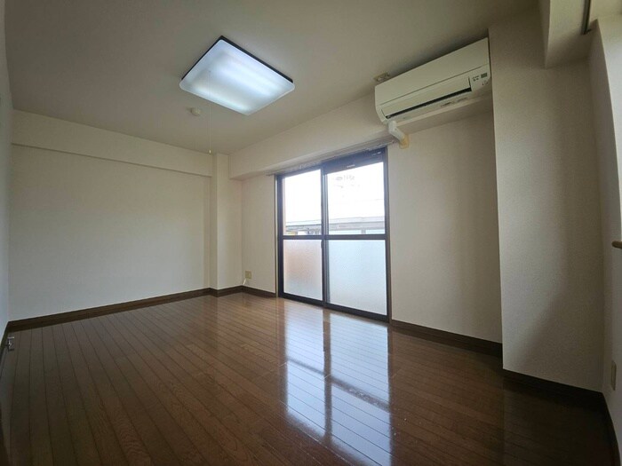 物件内観写真18　(居室)