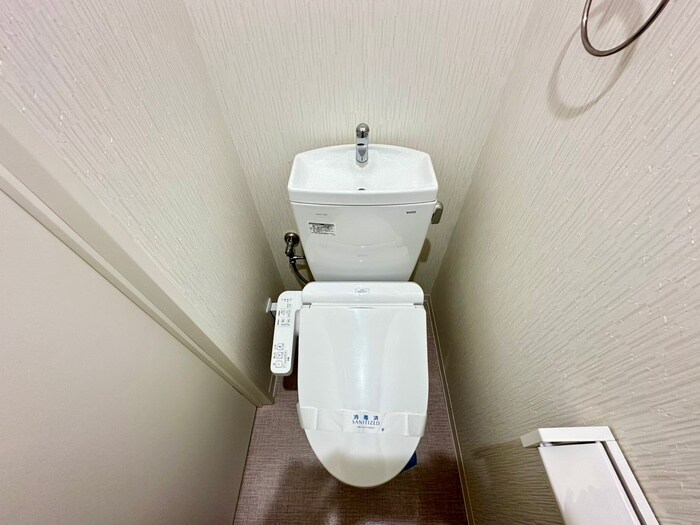 物件内観写真12　(トイレ)