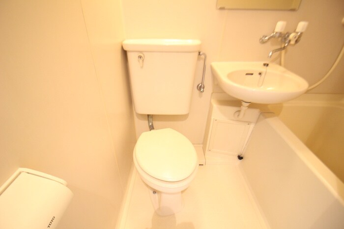 物件内観写真13　(トイレ)