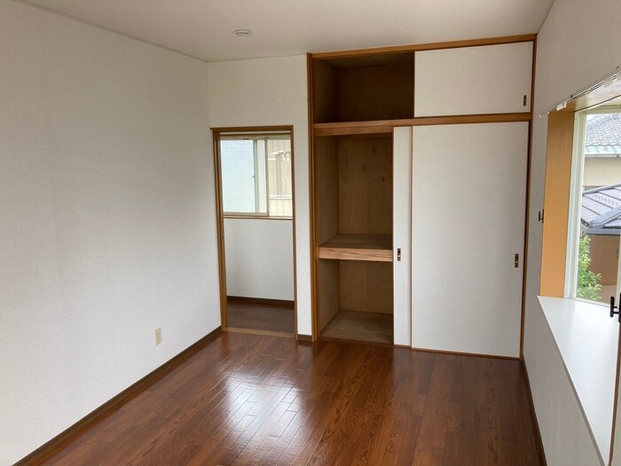 物件内観写真10　(居室)
