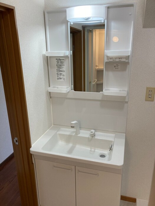 物件内観写真14　(洗面)