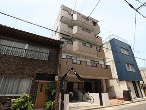 ハウス宮岡外観写真