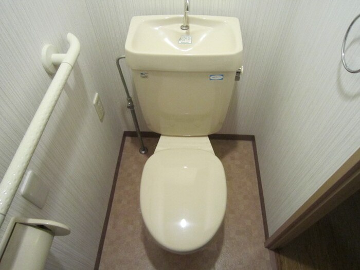 物件内観写真16　(トイレ)