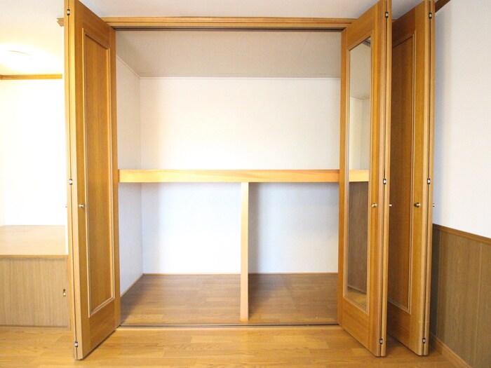 物件内観写真15　(収納)