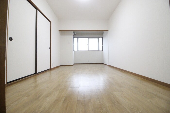 物件内観写真10　(居室)