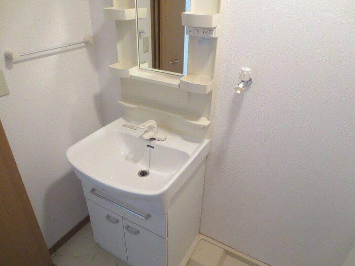 物件内観写真10　(洗面)