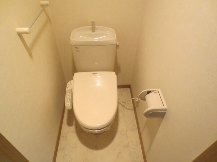 物件内観写真11　(トイレ)