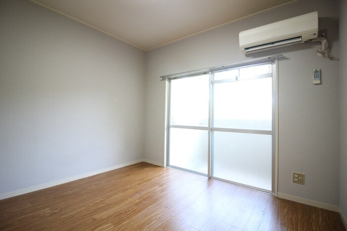 物件内観写真21　(居室)