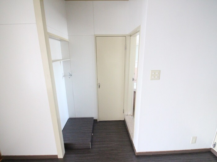 物件内観写真21　(洗濯機置場)