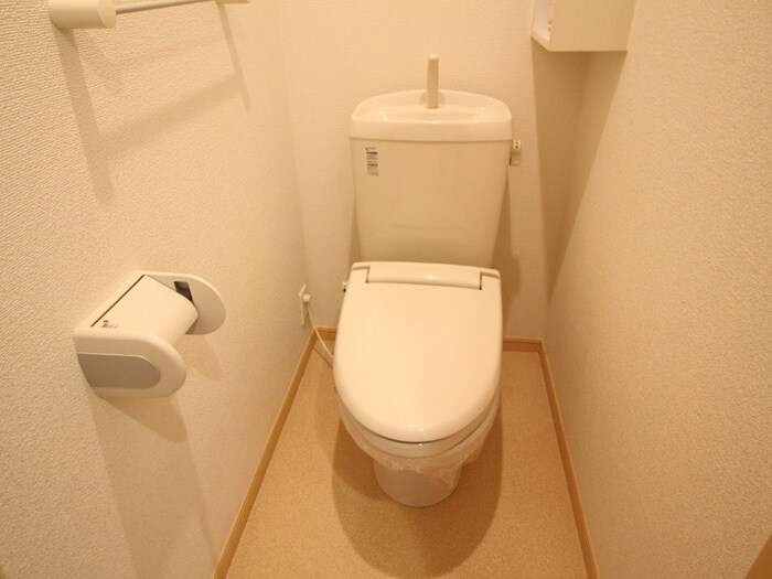 物件内観写真11　(トイレ)