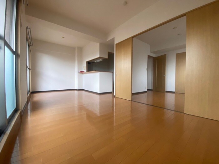 物件内観写真7　(玄関)