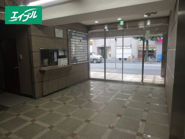 エントランス部分