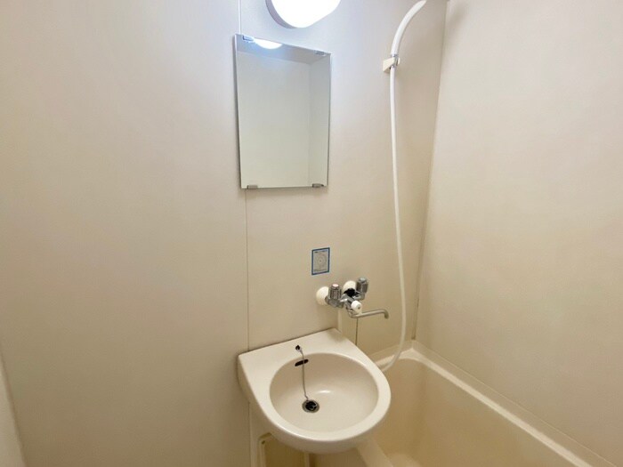 物件内観写真10　(洗面)