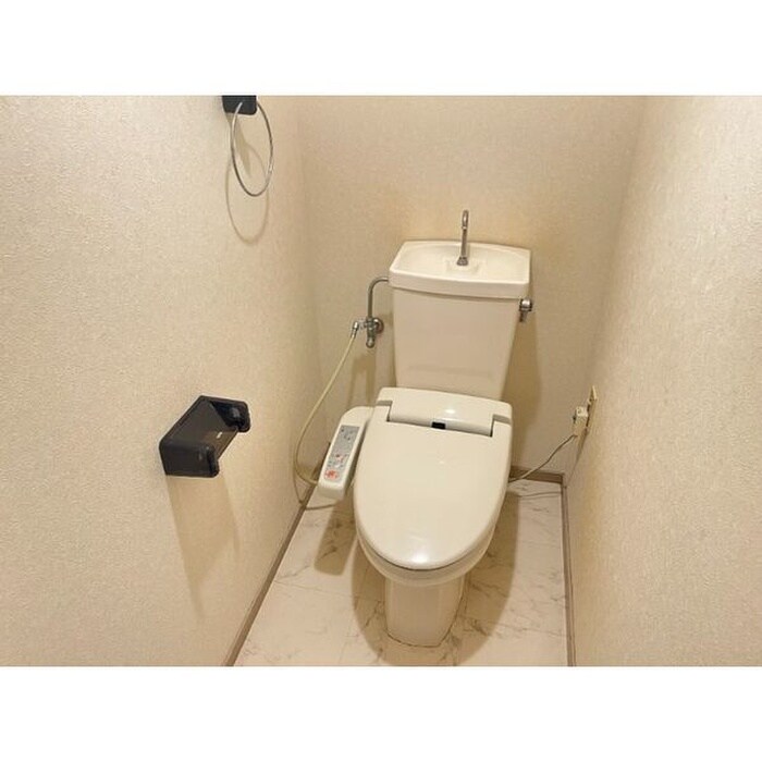 物件内観写真12　(トイレ)