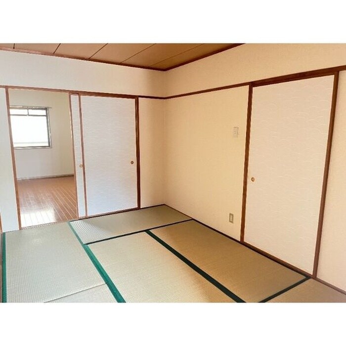 物件内観写真15　(居室)