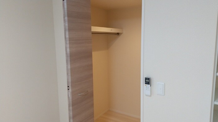 物件内観写真8　(収納)