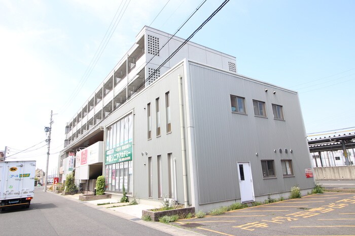 物件外観写真5　(外観写真)