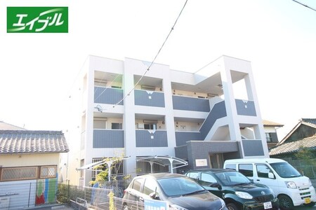 レジデンス片坂外観写真