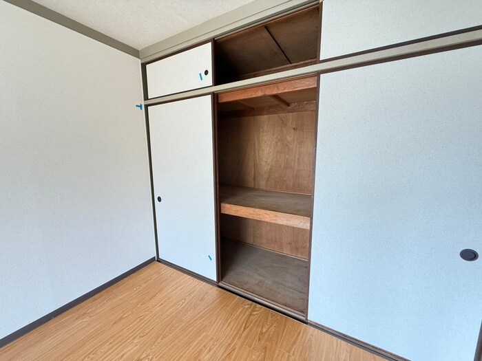 物件内観写真10　(収納)