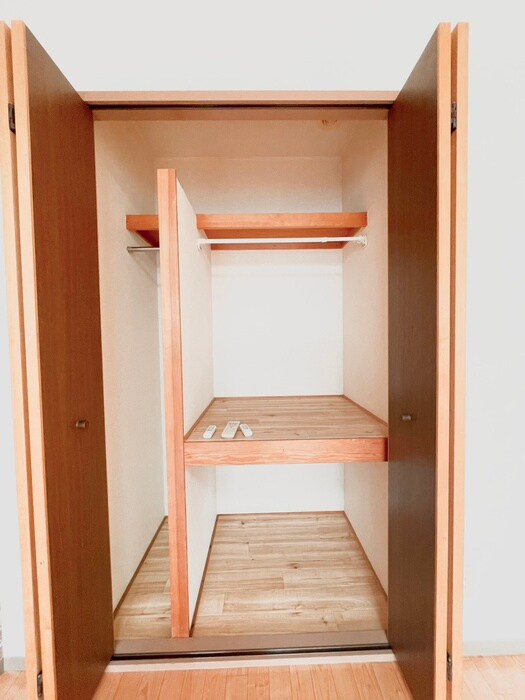 物件内観写真16　(収納)