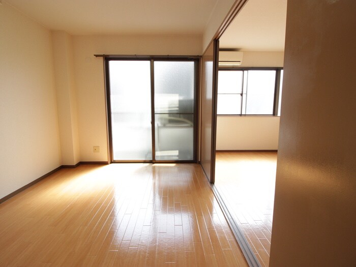 物件内観写真17　(居室)