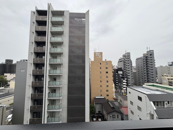 物件内観写真22　(室内からの展望)