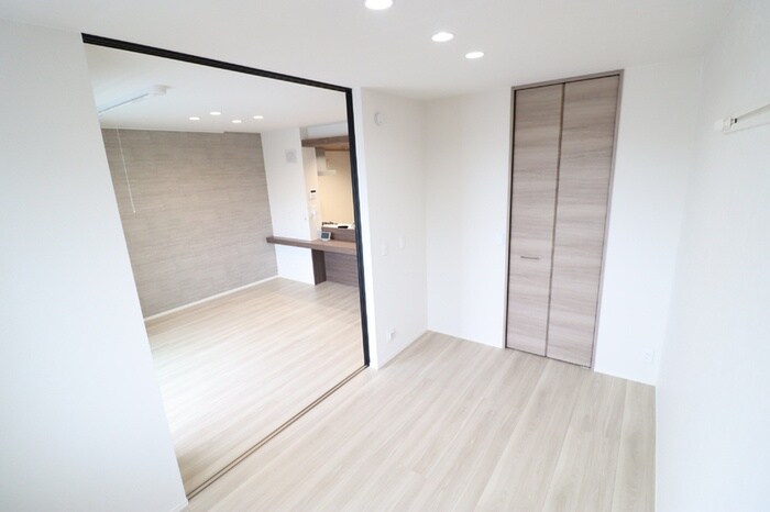 物件内観写真12　(居室)