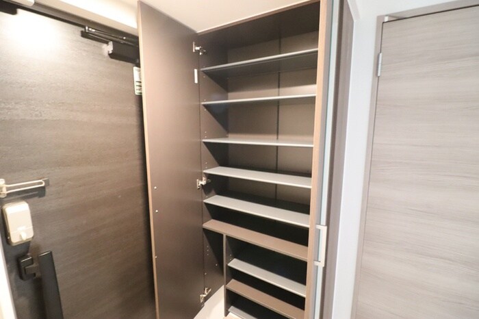 物件内観写真14　(靴箱)