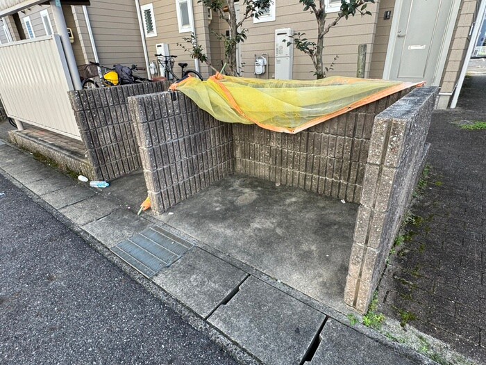 物件外観写真6　(建物設備)
