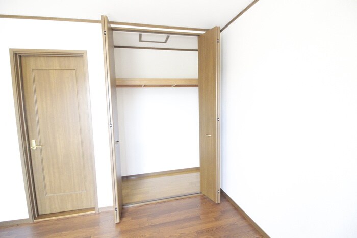 物件内観写真10　(収納)