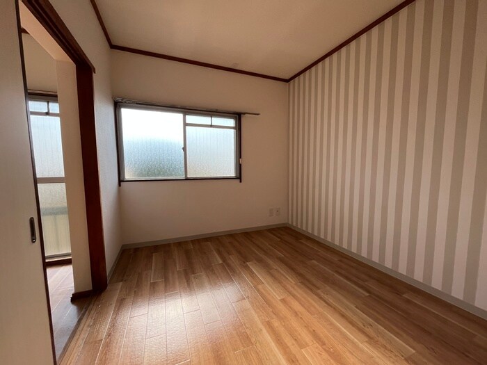 物件内観写真9　(居室)